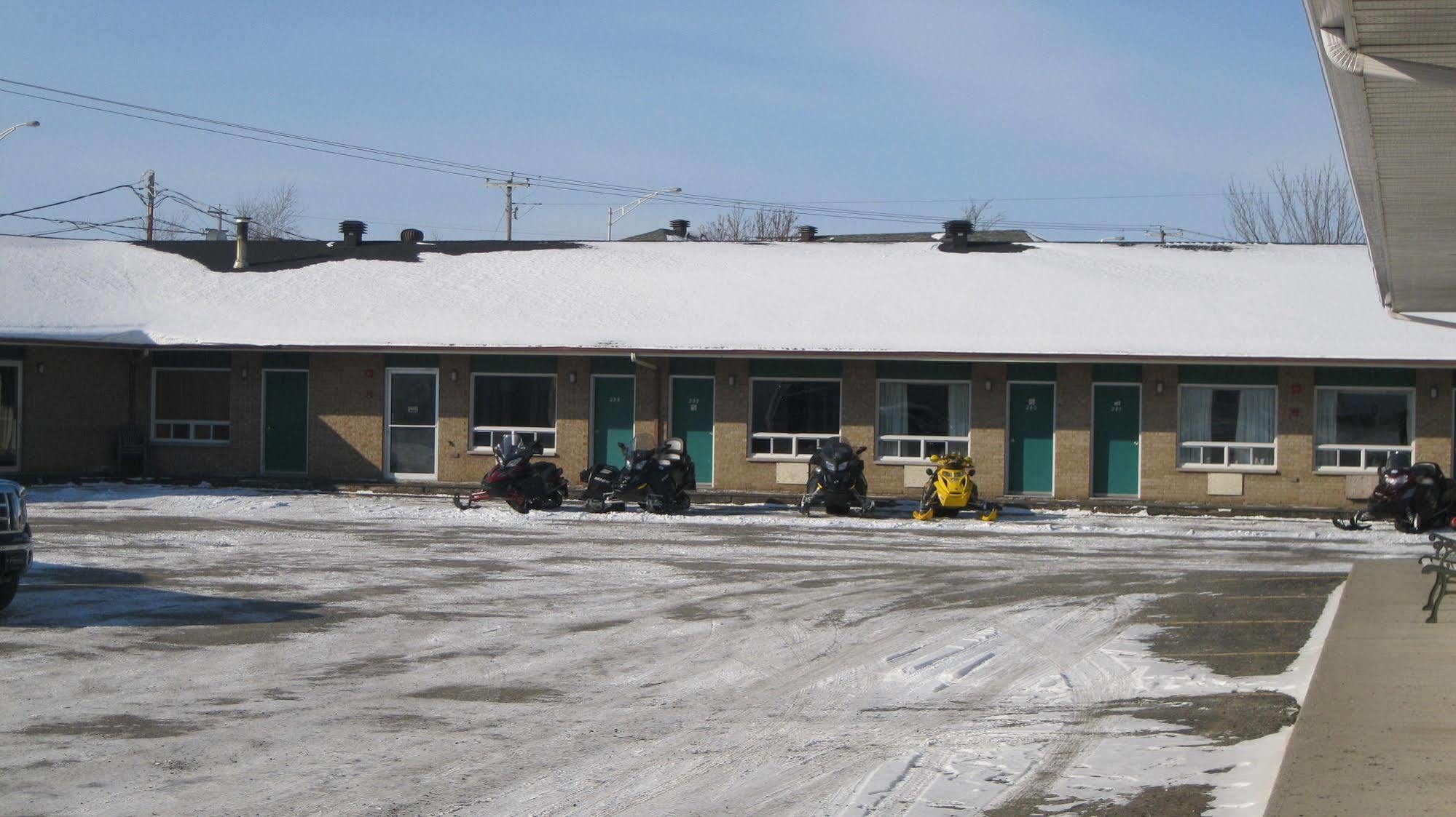 Hotel-Motel La Difference Sainte-Marie Exterior foto